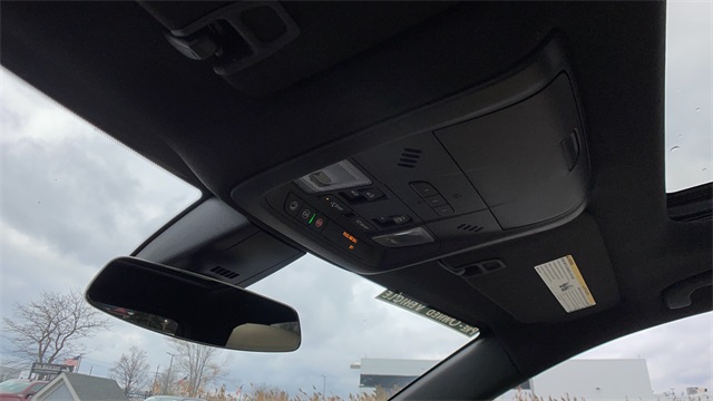 Used 2019 Gray Cadillac Luxury image 39