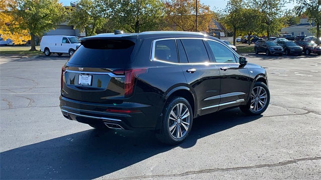 Used 2020 Black Cadillac Premium Luxury image 3