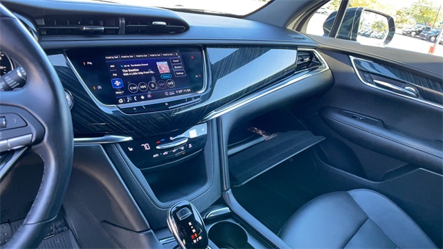 Used 2020 Black Cadillac Premium Luxury image 24