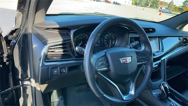Used 2020 Black Cadillac Premium Luxury image 14