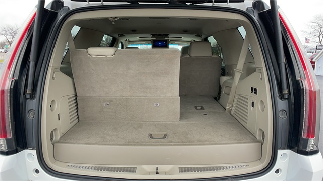 Used 2018 White Cadillac Luxury image 45