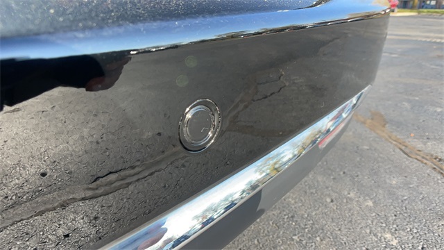 Used 2017 Black Chrysler Touring L image 45