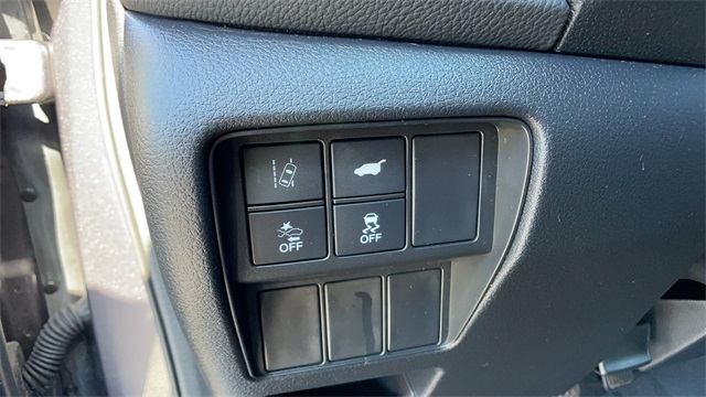 Used 2020 Gray Honda EX-L image 13