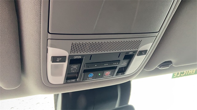 Used 2020 Black Acura Technology image 30