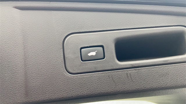 Used 2020 Black Acura Technology image 34