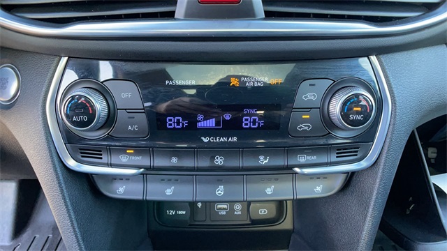 Used 2019 Black Hyundai Ultimate 2.4 image 28