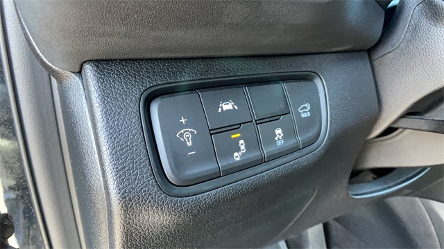 Used 2019 Black Hyundai Ultimate 2.4 image 14