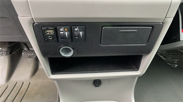 Used 2015 Blue Toyota XLE image 26