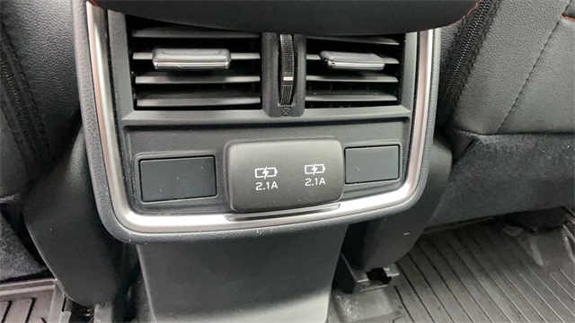 Used 2020 Silver Subaru Sport image 39