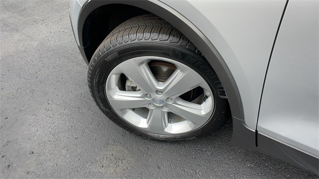 Used 2016 Silver Buick Base image 38
