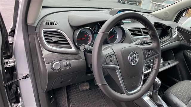 Used 2016 Silver Buick Base image 11