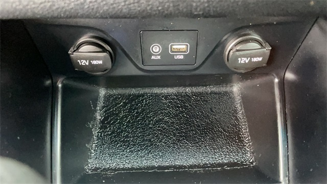 Used 2016 Gray Hyundai SE image 25