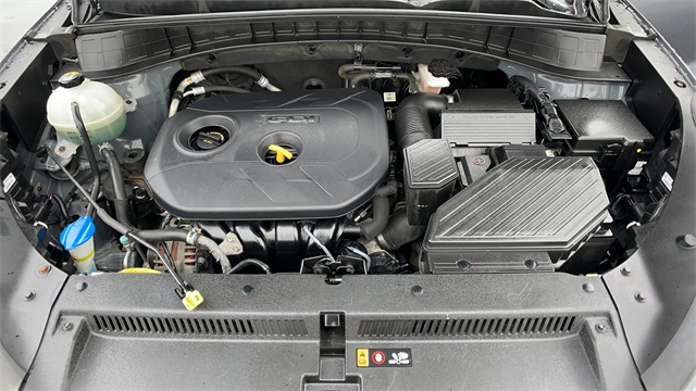 Used 2016 Gray Hyundai SE image 39