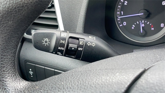 Used 2016 Gray Hyundai SE image 13