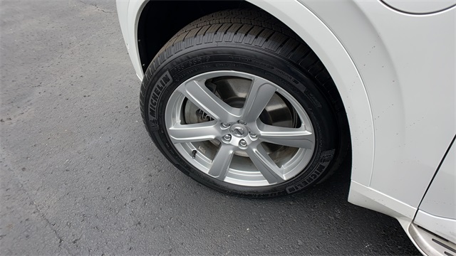 Used 2016 White Volvo T8 Momentum image 52