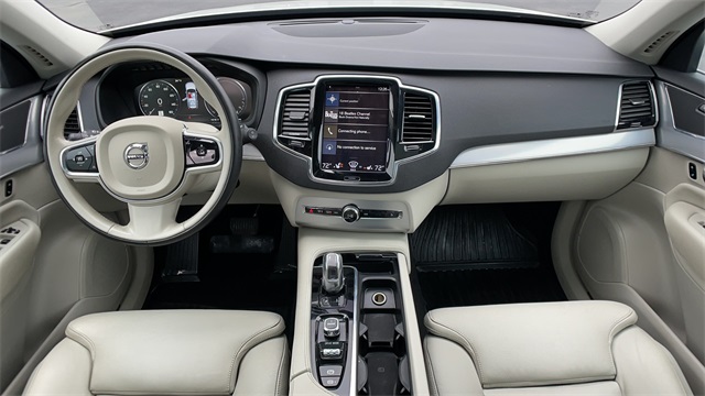 Used 2016 White Volvo T8 Momentum image 6