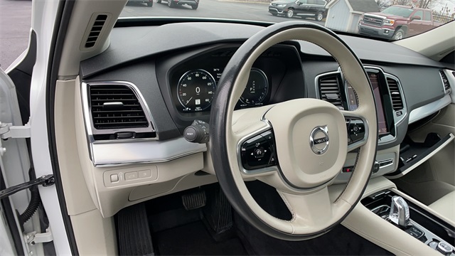 Used 2016 White Volvo T8 Momentum image 13