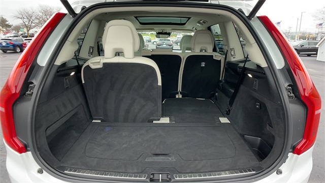 Used 2016 White Volvo T8 Momentum image 42