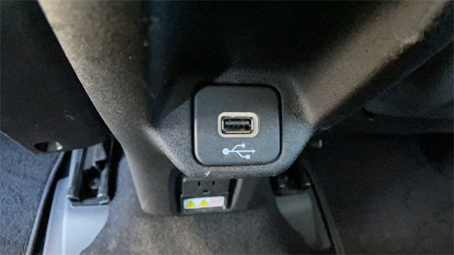 Used 2021 White Jeep Limited image 41