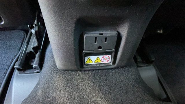 Used 2021 White Jeep Limited image 42