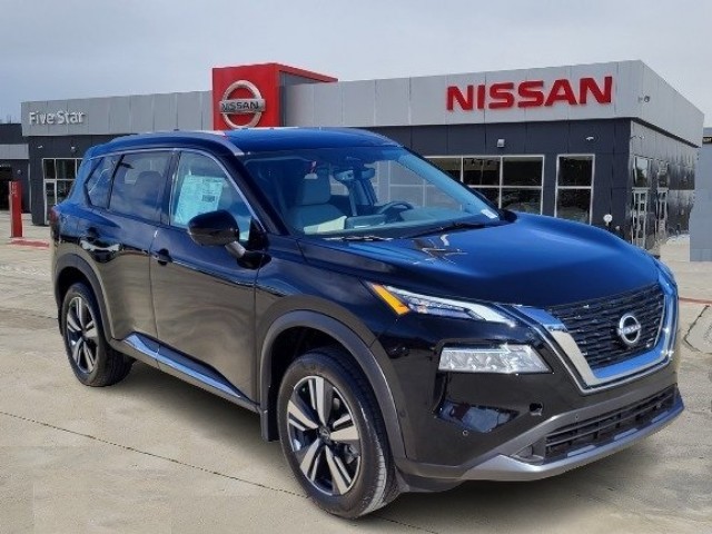 2 lcd monitors in the front of 2018 nissan rogue factory