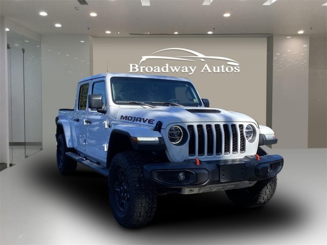 Pre-Owned 2021 Jeep Gladiator Mojave