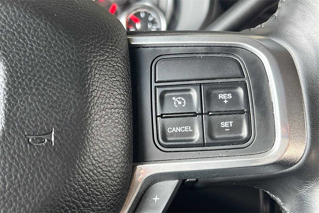 Used 2022 Ram Laramie image 32