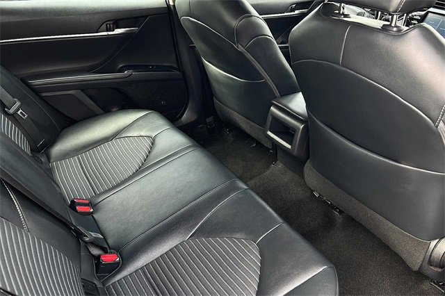 Used 2019 Toyota LE image 19