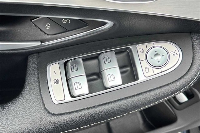 Used 2019 Black Mercedes-Benz C 300 image 13