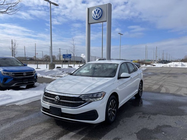 2022 Volkswagen Jetta 1.5L Trendline! Feels New! Clean CarFax!
