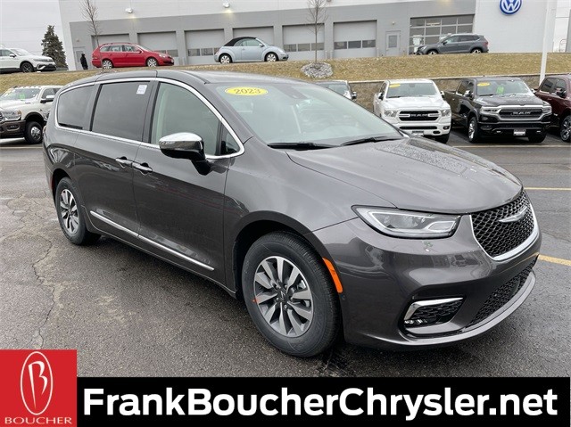 2023 Chrysler Pacifica Hybrid Limited