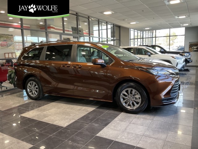 212 Used Cars, Trucks, SUVs in Stock in Kansas City | Jay Wolfe Toyota