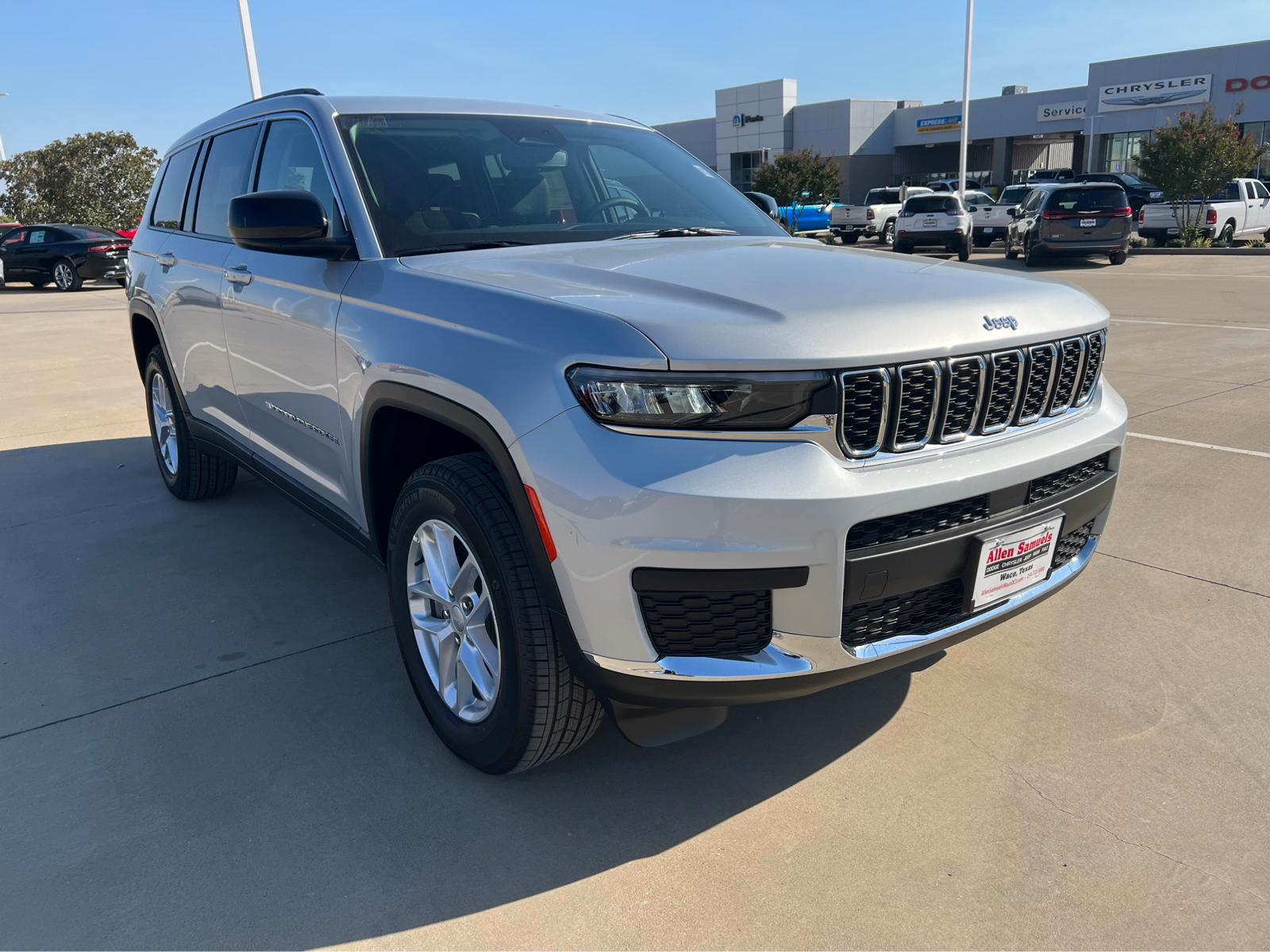 New 2022 Jeep Grand Cherokee L Laredo 4×2 2WD Sport Utility Vehicles in