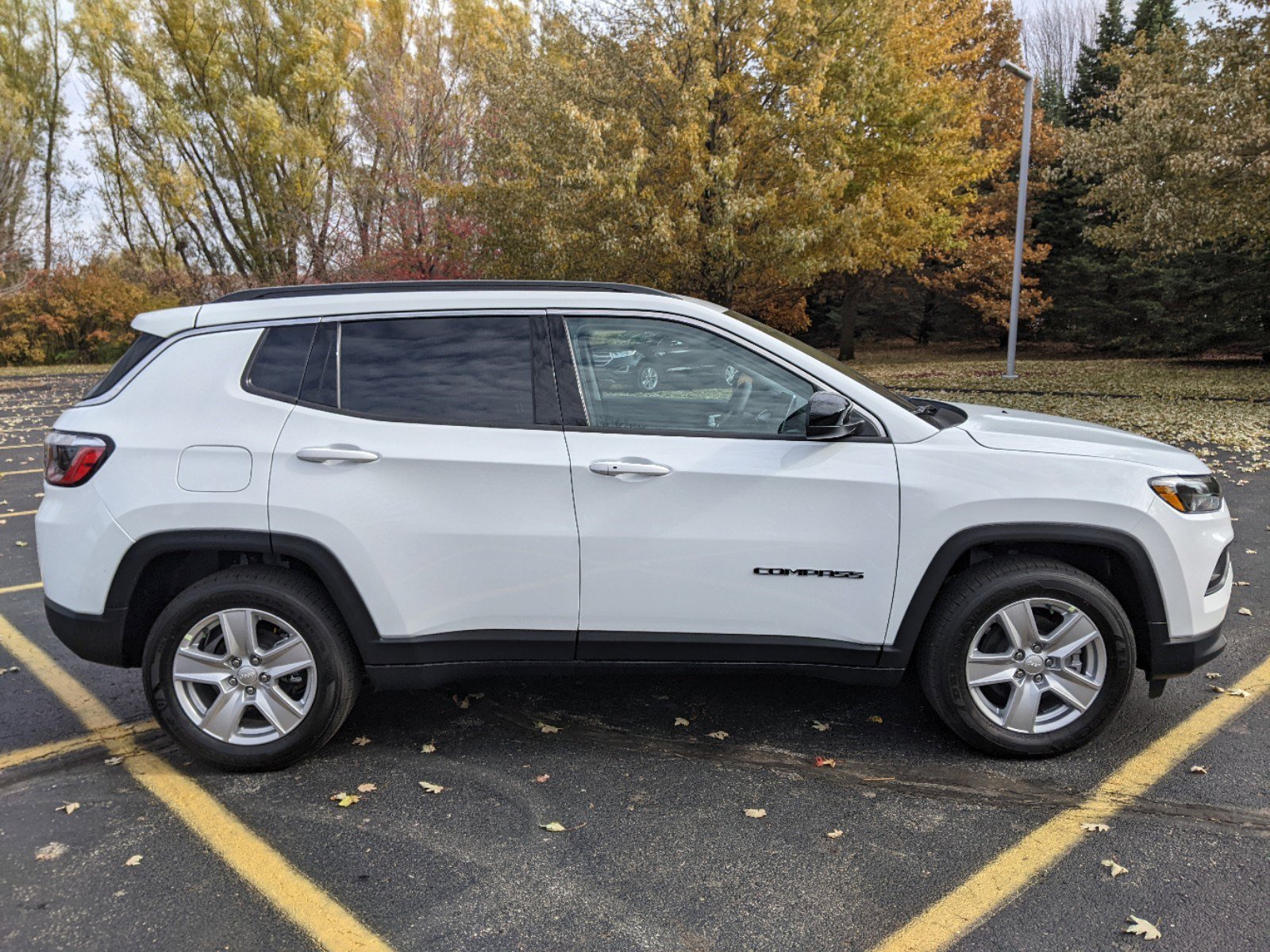 New 2022 Jeep Compass Latitude 2WD Sport Utility Vehicles in Urbandale
