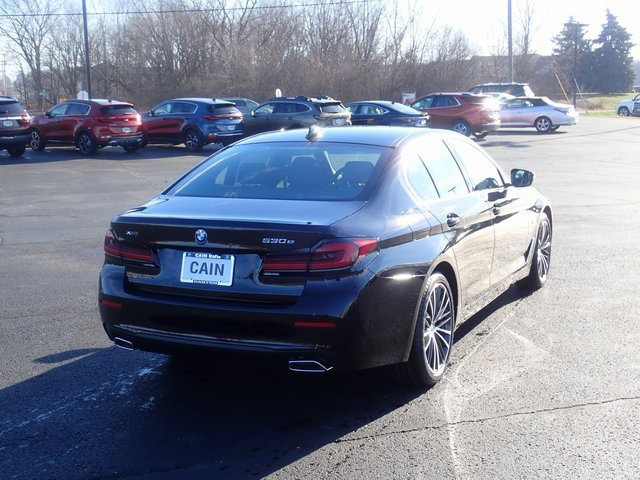 New 2023 Jet Black BMW 530e iPerformance image 45