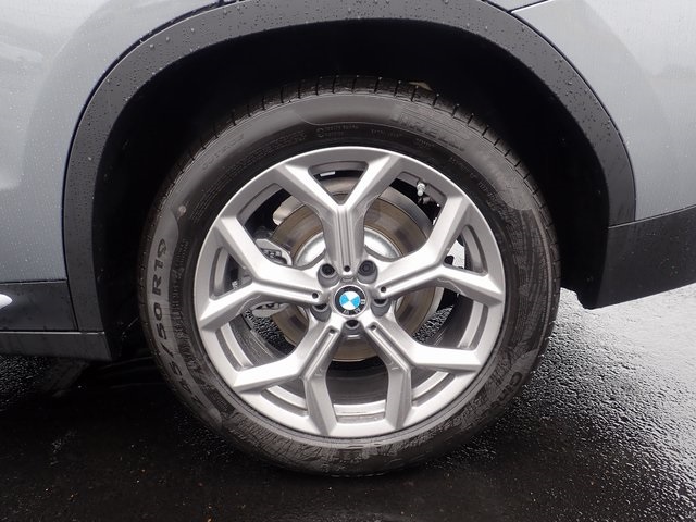 New 2023 Gray Metallic BMW xDrive30i image 20