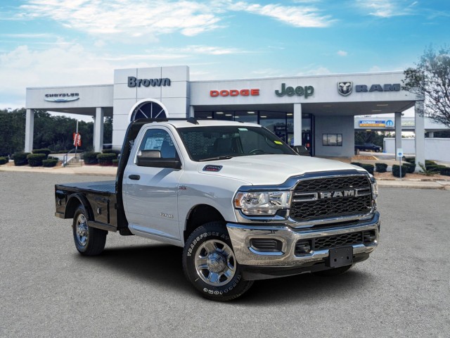 NEW 2022 RAM 2500 TRADESMAN REGULAR CAB 4X4 8' BOX