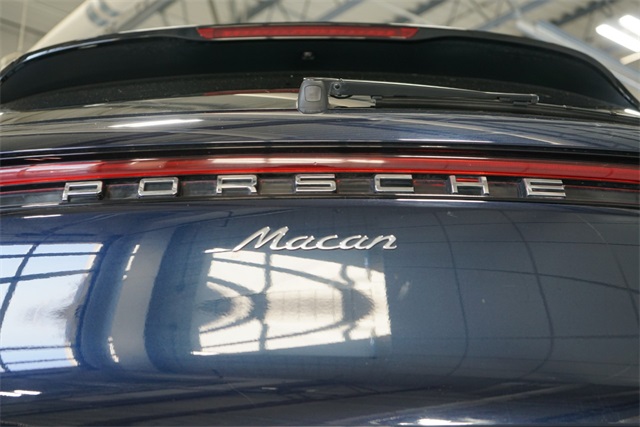 Certified Pre-Owned 2021 Porsche Macan