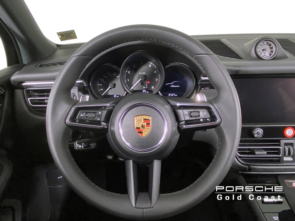 New 2023 Porsche Macan