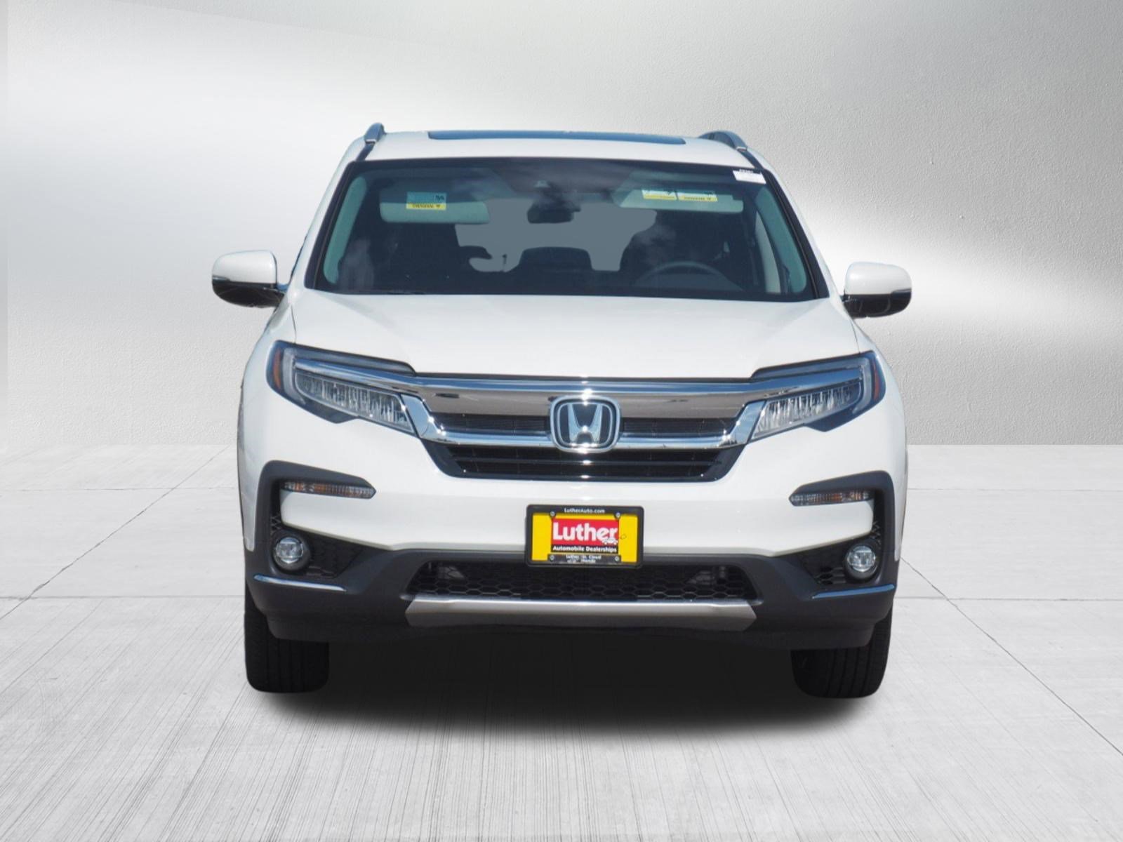 Certified 2022 Honda Pilot Touring with VIN 5FNYF6H69NB054922 for sale in Waite Park, Minnesota