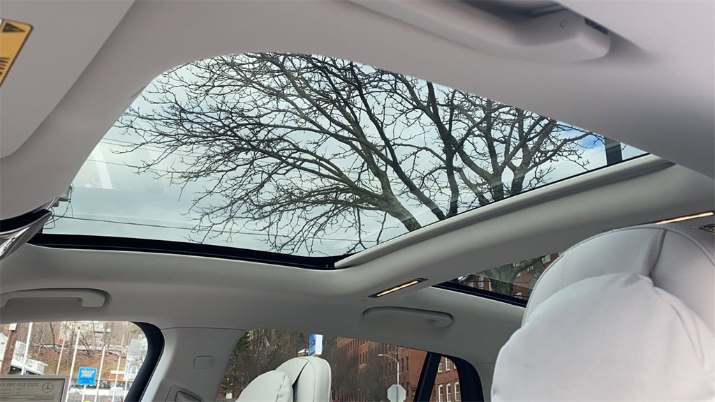 New 2023 MercedesBenz EQS EQS580 SUV in Haverhill 22K4004 Smith