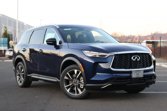2023 INFINITI QX60 LUXE AWD