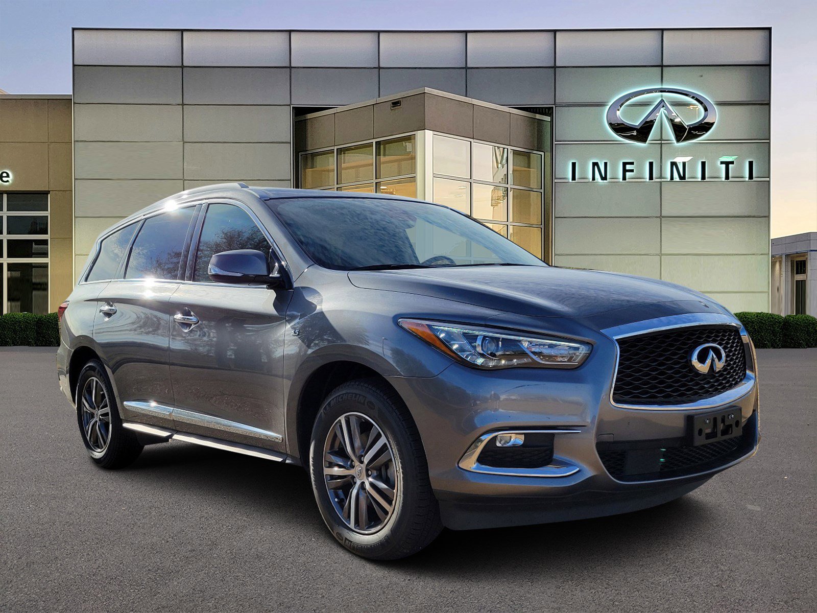 PreOwned INFINITI Vehicle Specials in Jackson, MS HerrinGear INFINITI