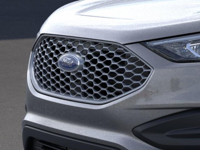 New 2023 Ford Edge SE AWD