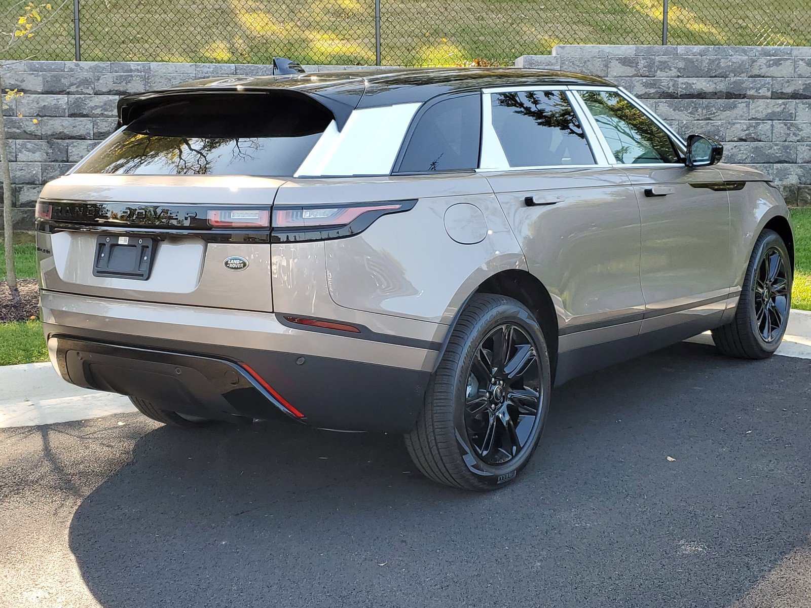New 2023 Land Rover Range Rover Velar S Sport Utility in Falls Church
