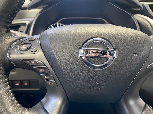Used 2021 Gray Nissan SL image 12