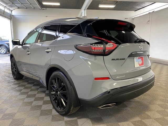 Used 2021 Gray Nissan SL image 3