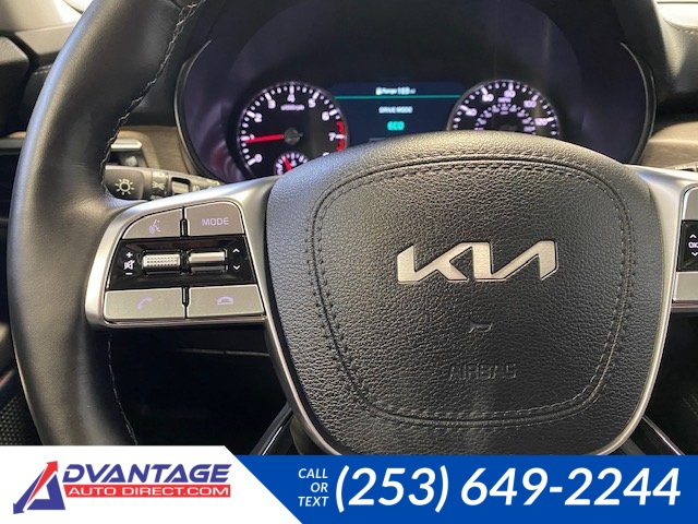 Used 2022 White Kia SX image 13