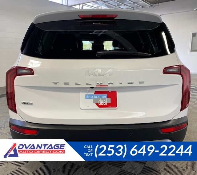 Used 2022 White Kia SX image 29