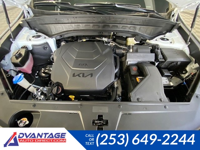 Used 2022 White Kia SX image 24